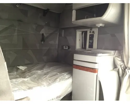 Volvo VNL Cab Assembly