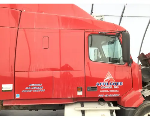 Volvo VNL Cab Assembly