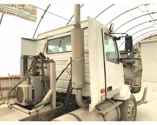 Volvo VNL Cab Assembly