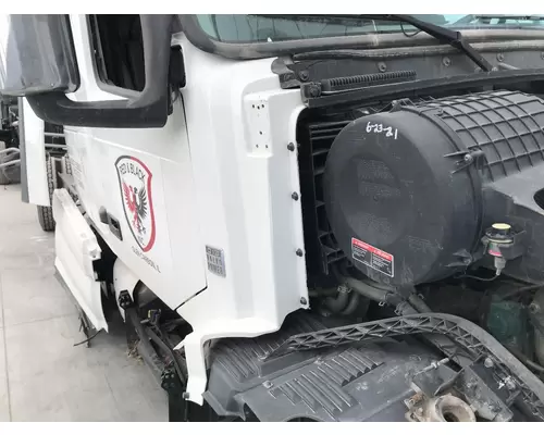 Volvo VNL Cab Assembly