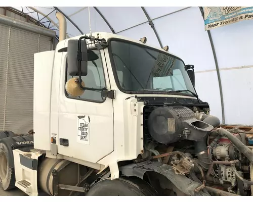 Volvo VNL Cab Assembly