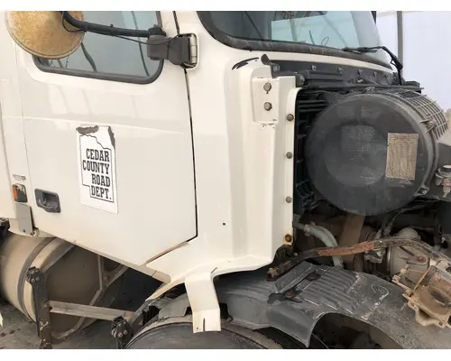 Volvo VNL Cab Assembly