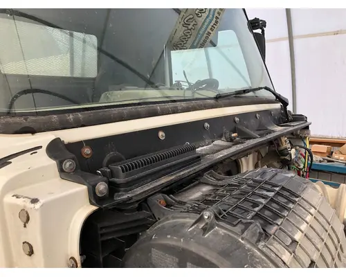 Volvo VNL Cab Assembly