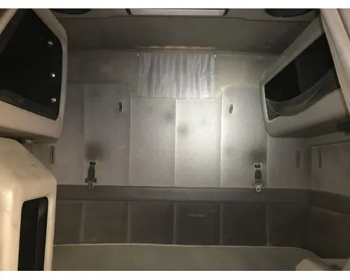 Volvo VNL Cab Assembly