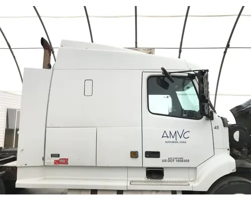 Volvo VNL Cab Assembly