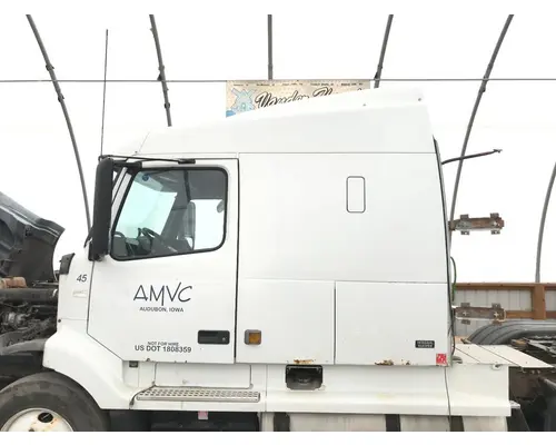 Volvo VNL Cab Assembly