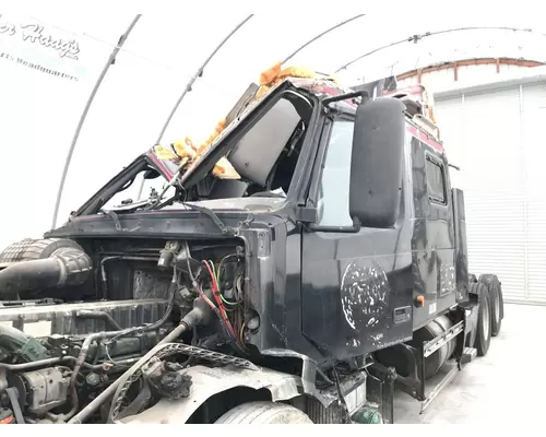 Volvo VNL Cab Assembly