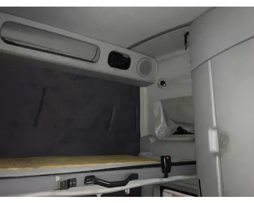 Volvo VNL Cab Assembly