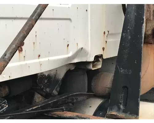 Volvo VNL Cab Assembly