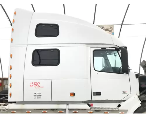 Volvo VNL Cab Assembly