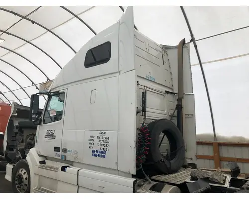 Volvo VNL Cab Assembly