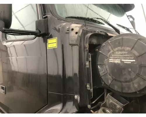 Volvo VNL Cab Assembly