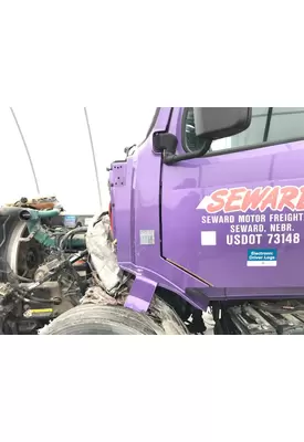 Volvo VNL Cab Assembly