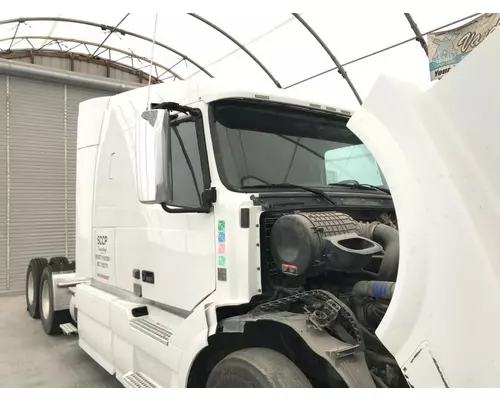 Volvo VNL Cab Assembly