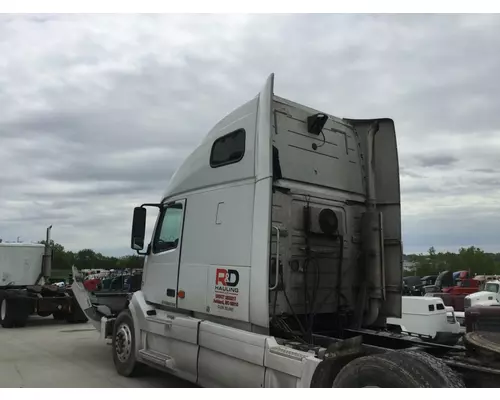 Volvo VNL Cab Assembly