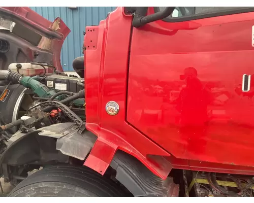 Volvo VNL Cab Assembly