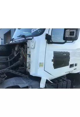 Volvo VNL Cab Assembly