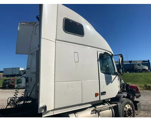 Volvo VNL Cab Assembly