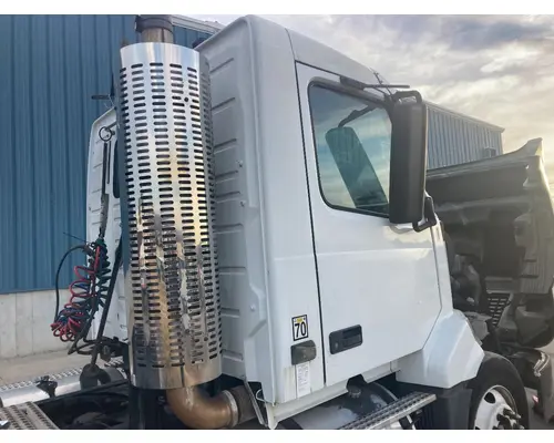 Volvo VNL Cab Assembly