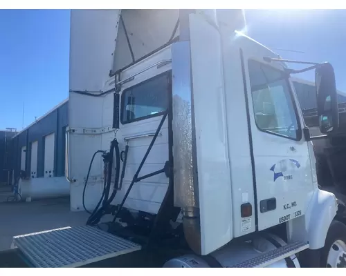 Volvo VNL Cab Assembly