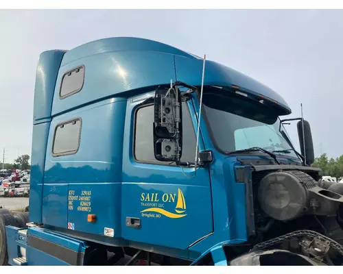 Volvo VNL Cab Assembly