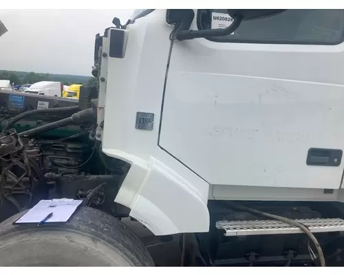 Volvo VNL Cab Assembly