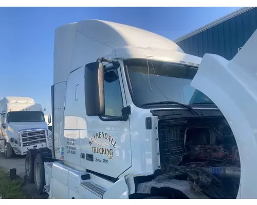 Volvo VNL Cab Assembly