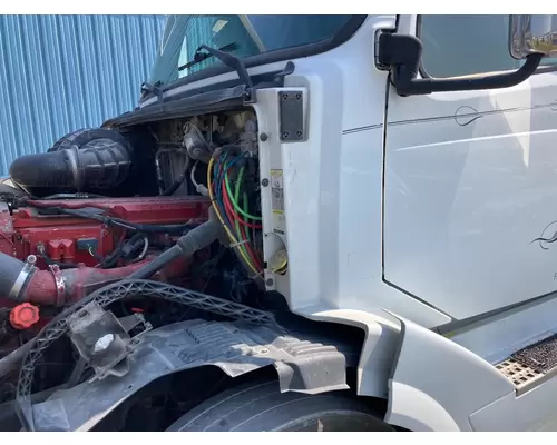 Volvo VNL Cab Assembly