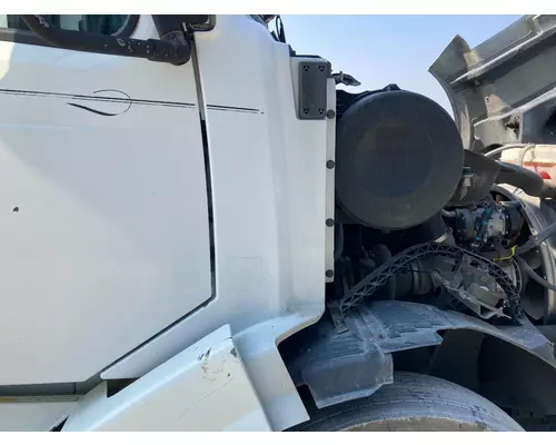 Volvo VNL Cab Assembly