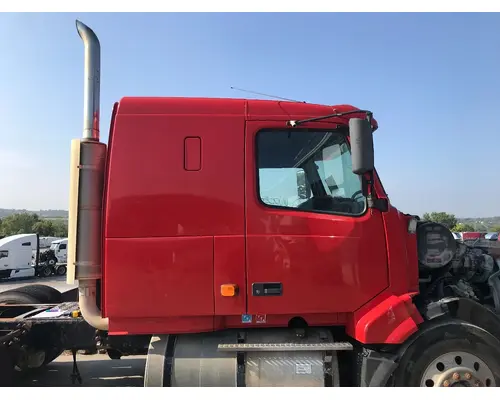 Volvo VNL Cab Assembly