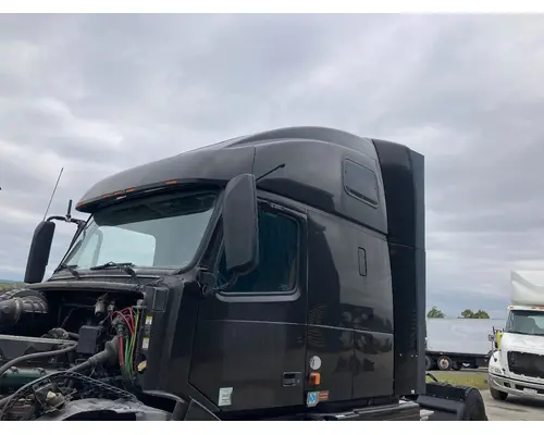 Volvo VNL Cab Assembly