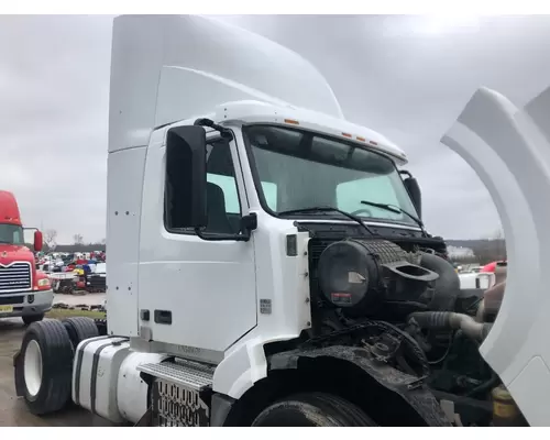 Volvo VNL Cab Assembly