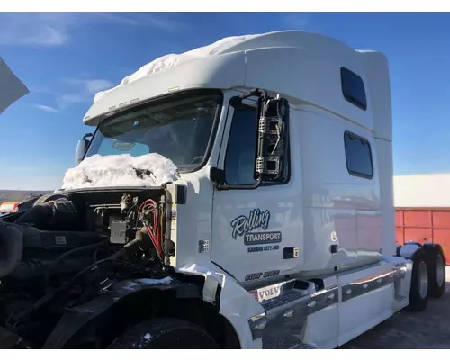 Volvo VNL Cab Assembly