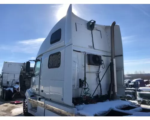 Volvo VNL Cab Assembly