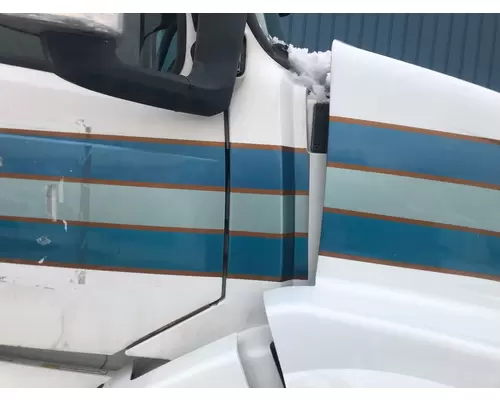 Volvo VNL Cab Assembly