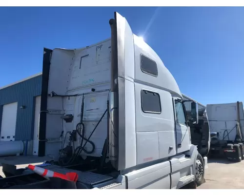 Volvo VNL Cab Assembly