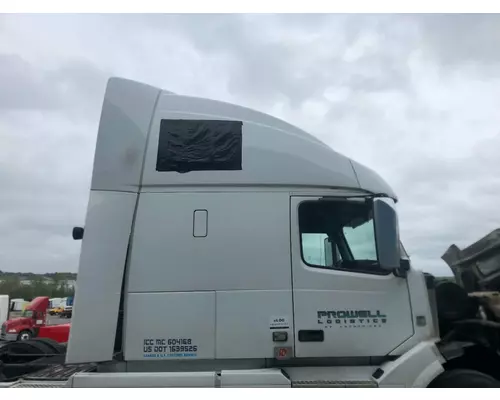 Volvo VNL Cab Assembly