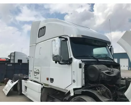 Volvo VNL Cab Assembly