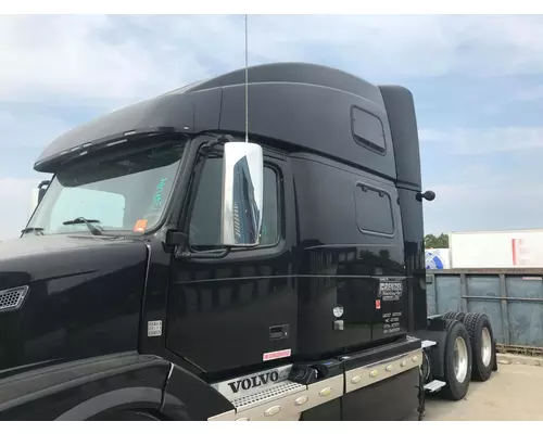 Volvo VNL Cab Assembly