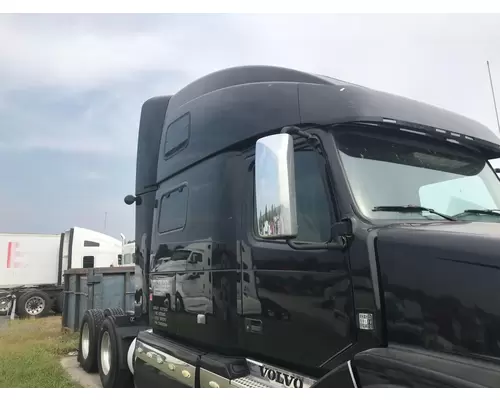 Volvo VNL Cab Assembly