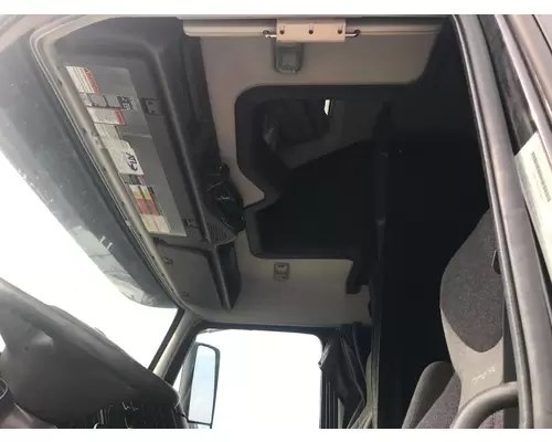 Volvo VNL Cab Assembly