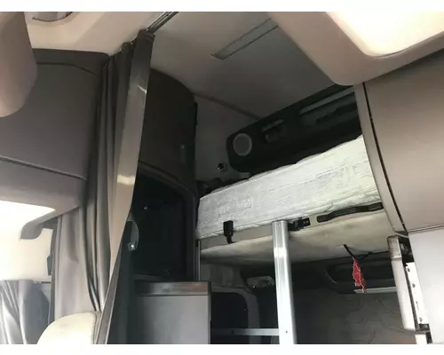 Volvo VNL Cab Assembly