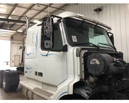 Volvo VNL Cab Assembly