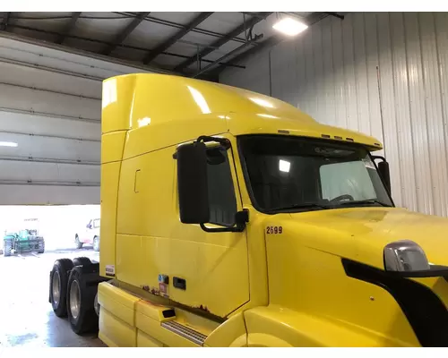 Volvo VNL Cab Assembly