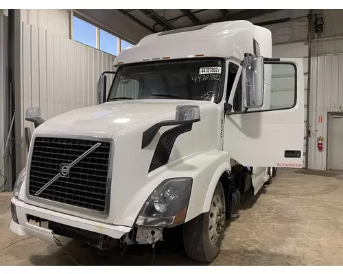 Volvo VNL Cab Assembly