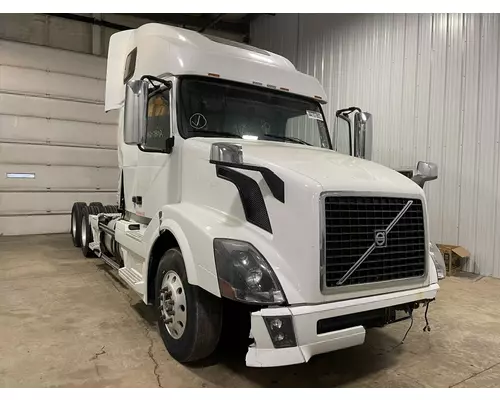 Volvo VNL Cab Assembly