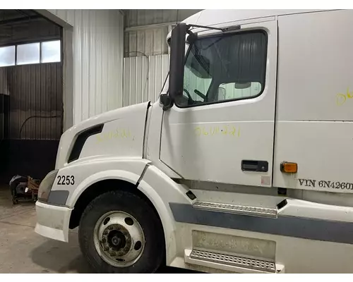 Volvo VNL Cab Assembly