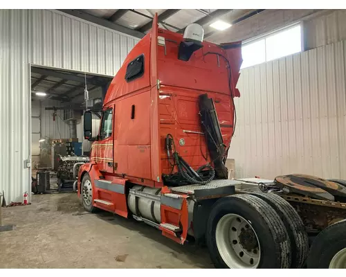 Volvo VNL Cab Assembly