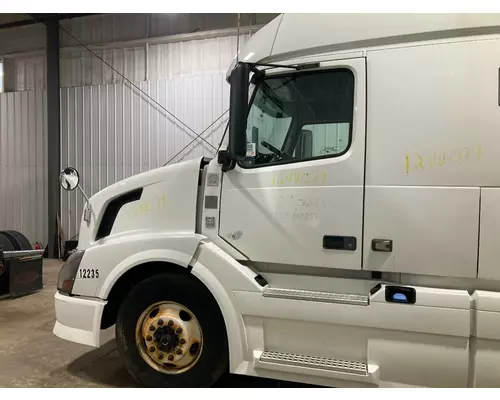 Volvo VNL Cab Assembly