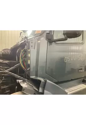 Volvo VNL Cab Assembly